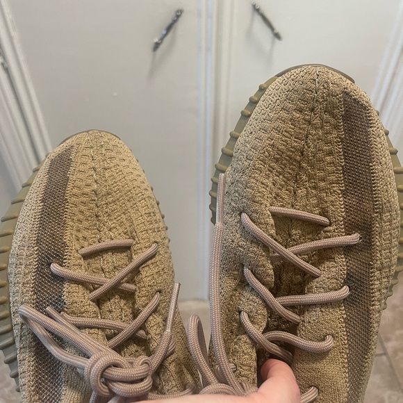 Yeezys size 6/12 US - Picture 9 of 9